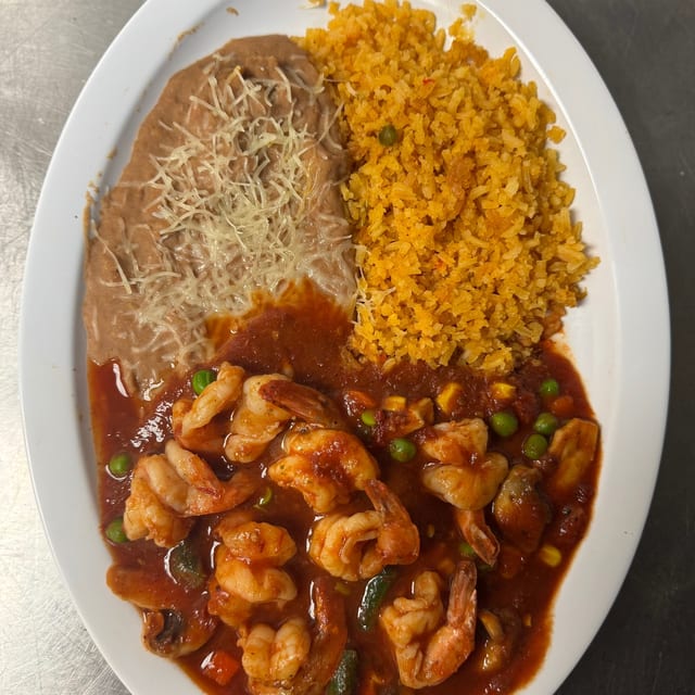 Camarones Con Salsa Chipotle.